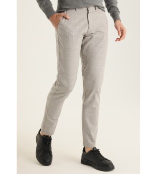 Slim Fit Chino Hose - Medium Waist mit beigem Karomuster