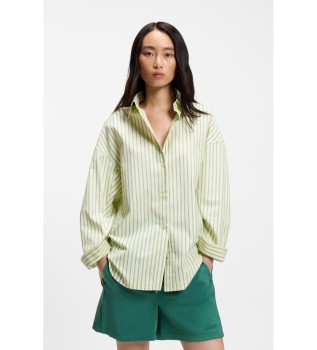 Bostatta green shirt