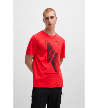 T-shirt com arte vermelha