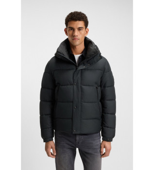 Omaris Mantel schwarz