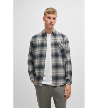 Rickert gr� skjorte