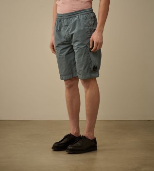 Blaue Cargo-Shorts