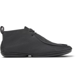 Right Nina leather ankle boots black