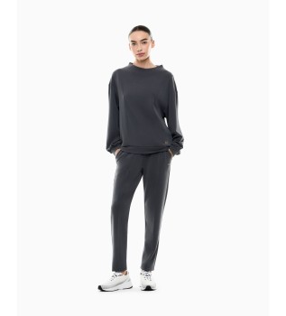Conjunto CORE LADY RELAX gris