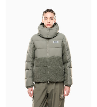 Casaco verde acolchoado com efeito de pelcia