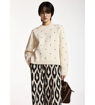 Beige sweater met studs