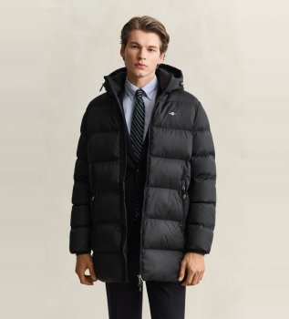 Mittellange Active Cloud Jacke in Schwarz