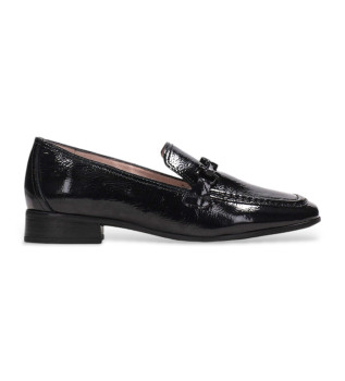 Black leather loafers with H trim