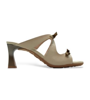 Veterschoenen in beige leer