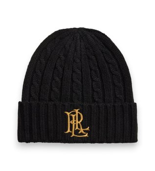 Kapa v kabelskem pletenju s ?rnim logotipom