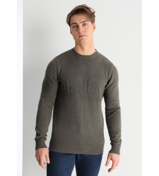 Grn strikket tekstureret trje