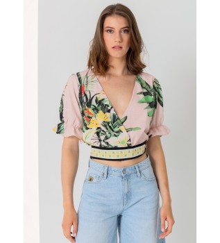 Flerfrgad crop top med tropiskt tryck och korsat tryck