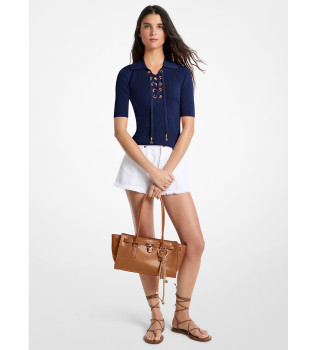 Navy poloshirt med sn�reb�nd
