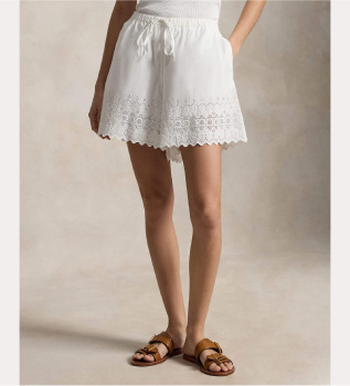Short en coton avec broderie blanche