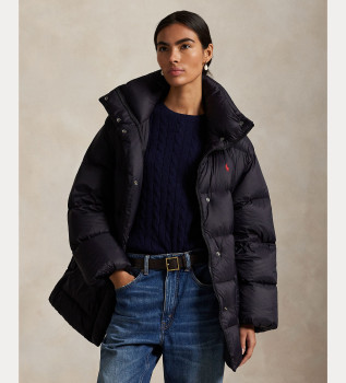 Czarna kurtka z tkaniny