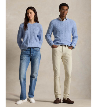 Le pull en cachemire à torsades bleu