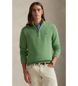 Maglione verde in cotone con collo alto finto