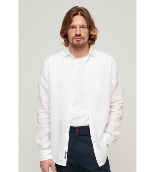White casual linen long sleeved shirt with long sleeves