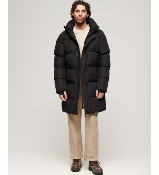 Sportowa pikowana kurtka z kapturem czarna