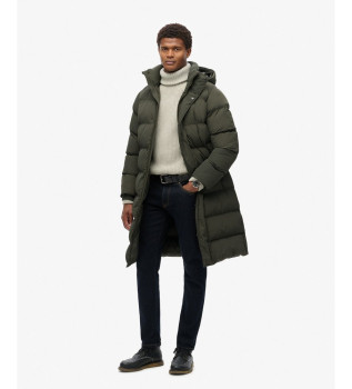 Długa pikowana kurtka z kapturem zielona