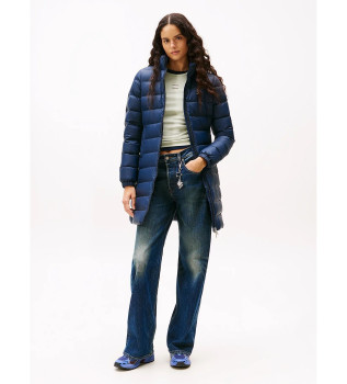 Pikowany, granatowy, błyszczący płaszcz puchowy