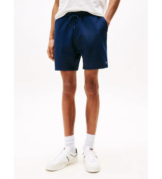 Kratke hlače pravilnega kroja z modrim logotipom
