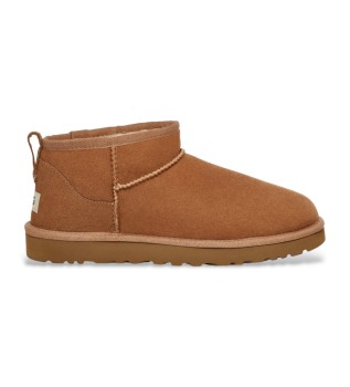 Classic Ultra Mini Stiefeletten aus Leder in Braun