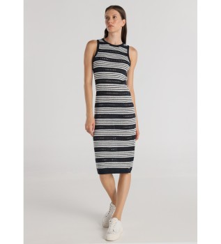 Robe midi bleu, dbardeur, coupe marinire, point de couture