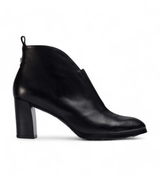 Sorrento Leather Ankle Boots black