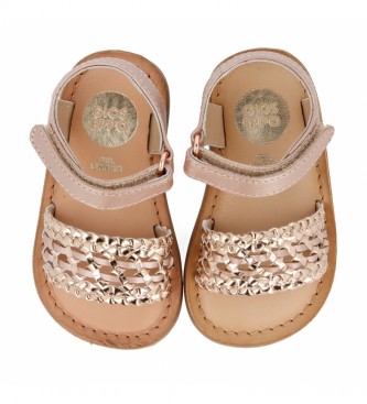 Gioseppo Varese ngen lder sandaler med flettede detaljer