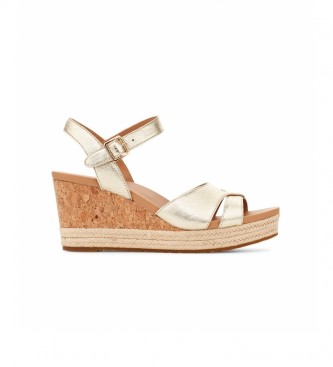 UGG Cloverdale gold leather sandals -Height of the wedge: 7cm