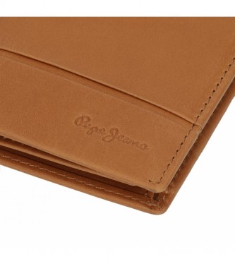 Pepe Jeans Dandy leather wallet camel -8,5 x 11,5 x 1 cm 