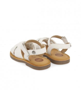 Gioseppo Velenje white leather sandals
