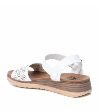 Xti White wedge sandals