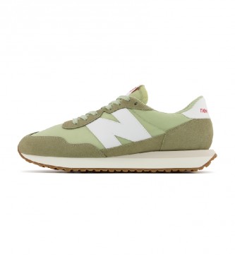 New Balance Suede trainers 237 green