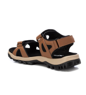 Xti Sandals 142784 brown