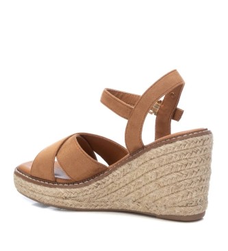 Xti Sandals 142251 brown -Height wedge 8cm