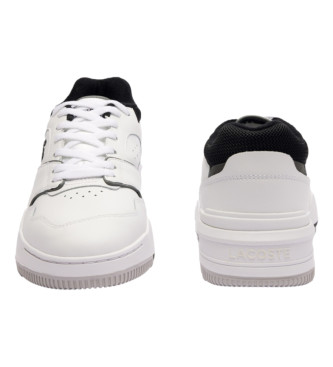 Lacoste Lineshot Sneakers i lder med kontrasterande vit krage