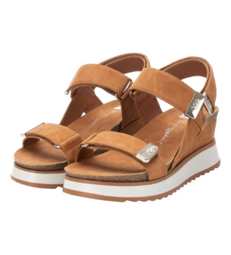 Xti Wedge sandals 142619 brown -height wedge: 7cm