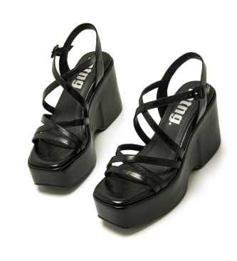 Mustang Lizzy Sandals black -Height 5cm