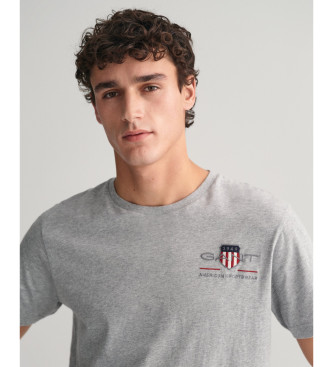 Gant Archive Shield majica s sivo vezenino