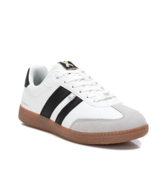 Xti Trainers 143485 white