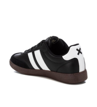 Xti Scarpe da ginnastica 143485 nere