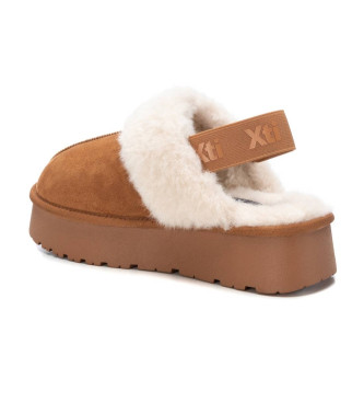 Xti Clogs 143488 brown