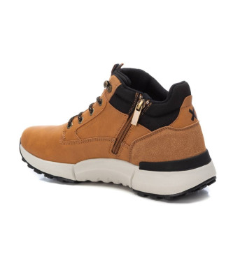 Xti Trainers 143163 brown