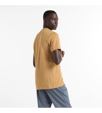 New Balance T-Shirt com logtipo Sport Essentials bege