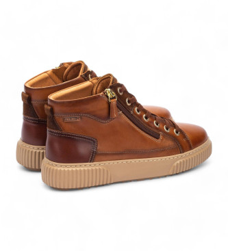 Pikolinos Riells brown leather trainers