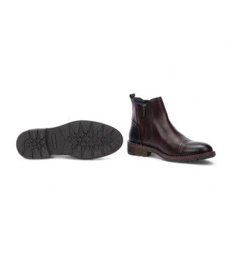 Pikolinos York brown leather ankle boots