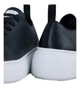 Armani Exchange Solide lder-sneakers i sort