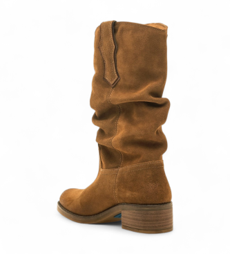 Mustang Frontier brown leather boots